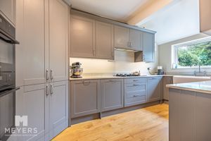 Photo 17- click for photo gallery